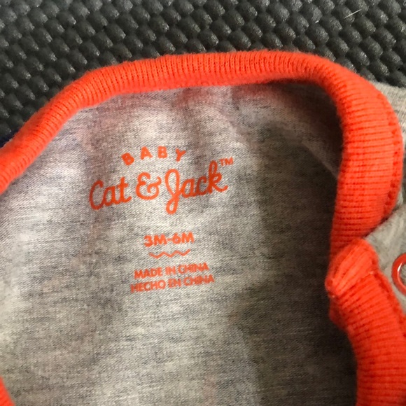 🎀Cat & Jack sleeper w/ ruffles🎀 - Picture 4 of 4